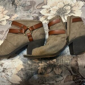 Blowfish Tan and Brown Ankle Booties